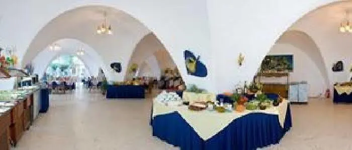 Elitsa 3* אלבנה